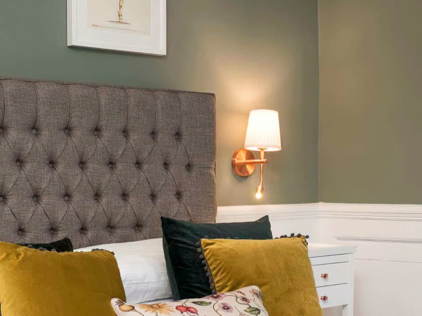 Double bedroom | Broad Street, Bath