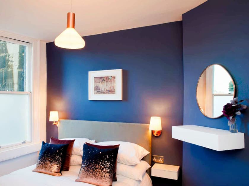 Double bedroom | Broad Street, Bath