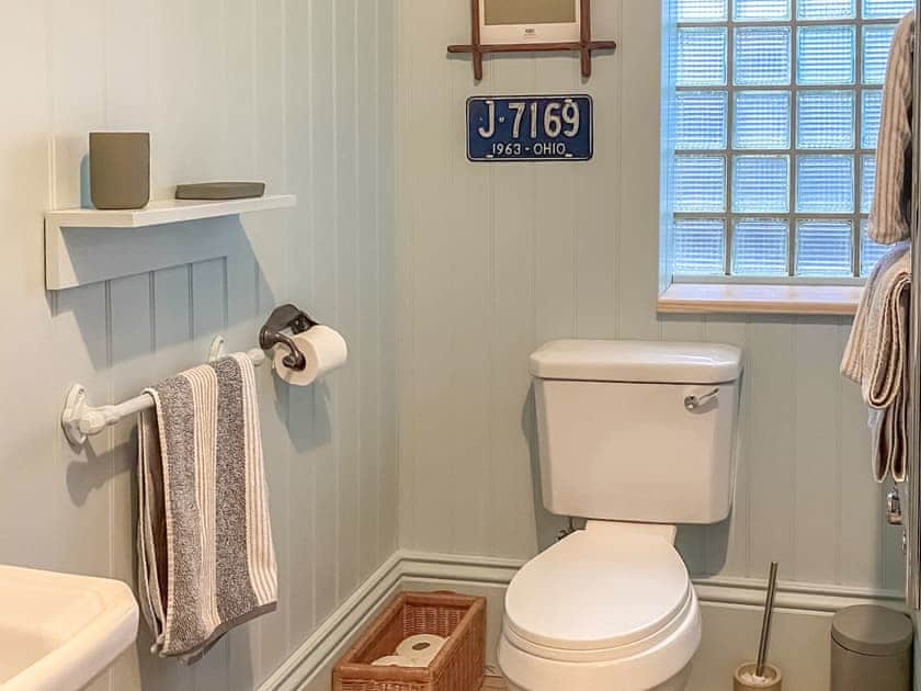 Shower room | Southfield Workshop - Southfield, Braunston, near Daventry