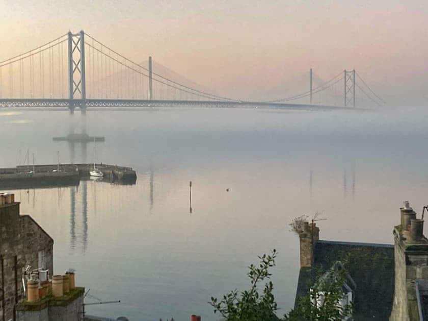 Surrounding area | Forth Reflections, South Queensferry