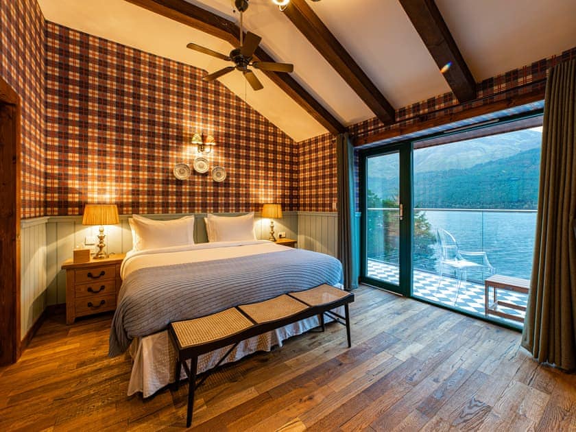 Double bedroom | Drover’s Den - Black Sheep Collection, Letter Finlay, near Spean Bridge