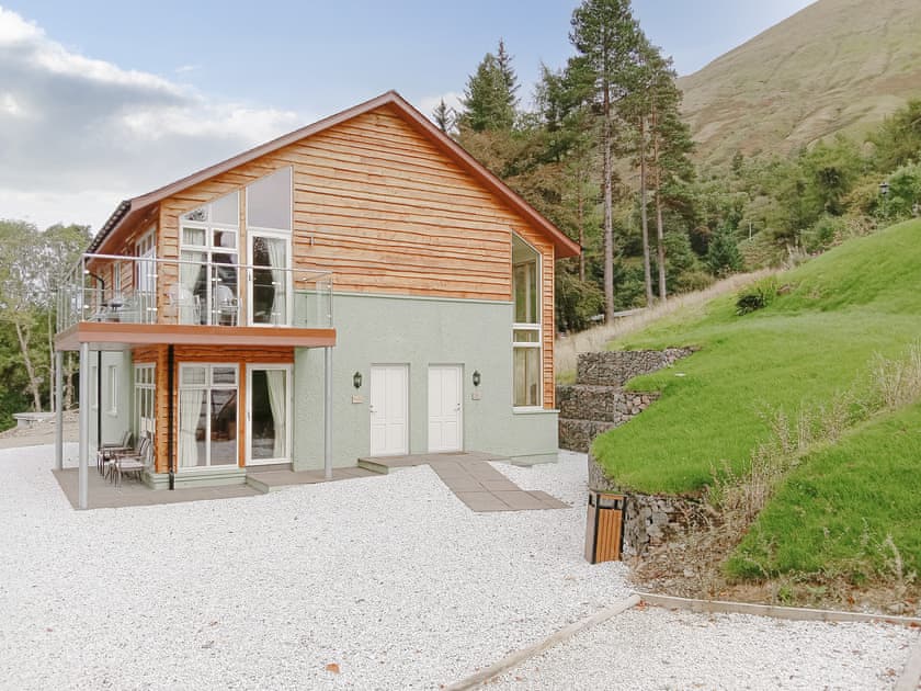 Exterior | Mist O’er the Loch - Black Sheep Collection, Letter Finlay, near Spean Bridge