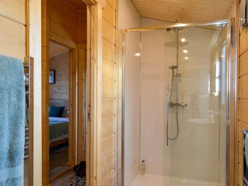 Shower room | Evergreen Lodge at Kingfisher Lakes, Brandesburton