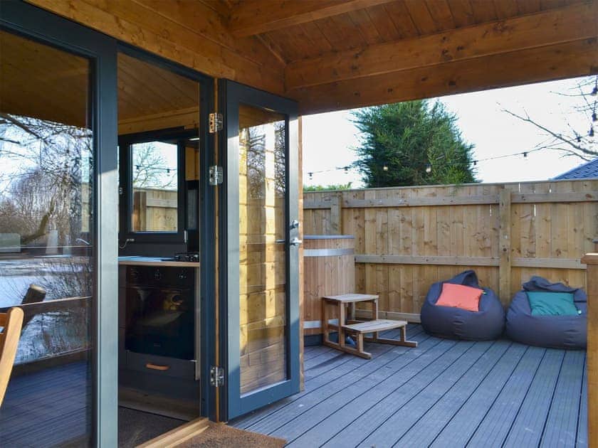 Decking | Evergreen Lodge at Kingfisher Lakes, Brandesburton