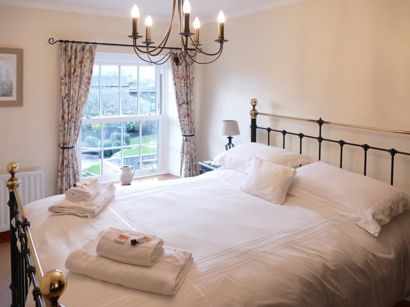 Double bedroom | Sweet Pea Cottage, Redmire, near Leyburn