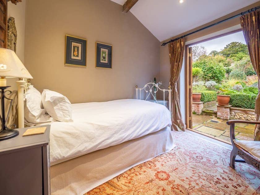 Twin bedroom | The Tryst, Lavenham, near Sudbury