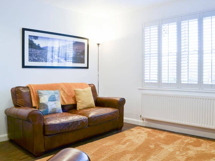 Living area | 4 Howrah’s Court - Greta Grove Apartments, Keswick