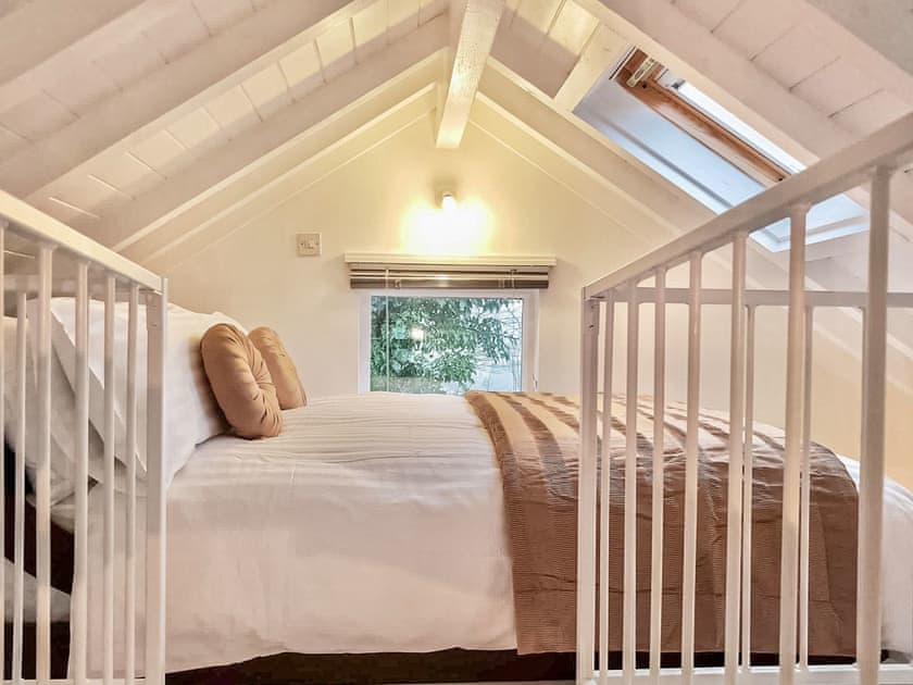 Double bedroom | The Hazeling Hideaway, Slad, near Stroud