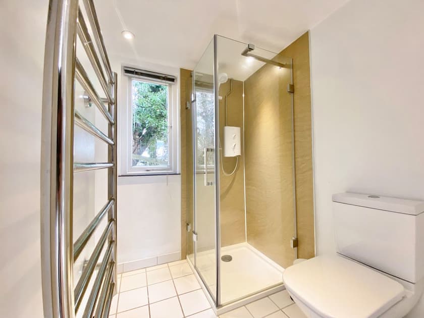 Bathroom | The Hazeling Hideaway, Slad, near Stroud