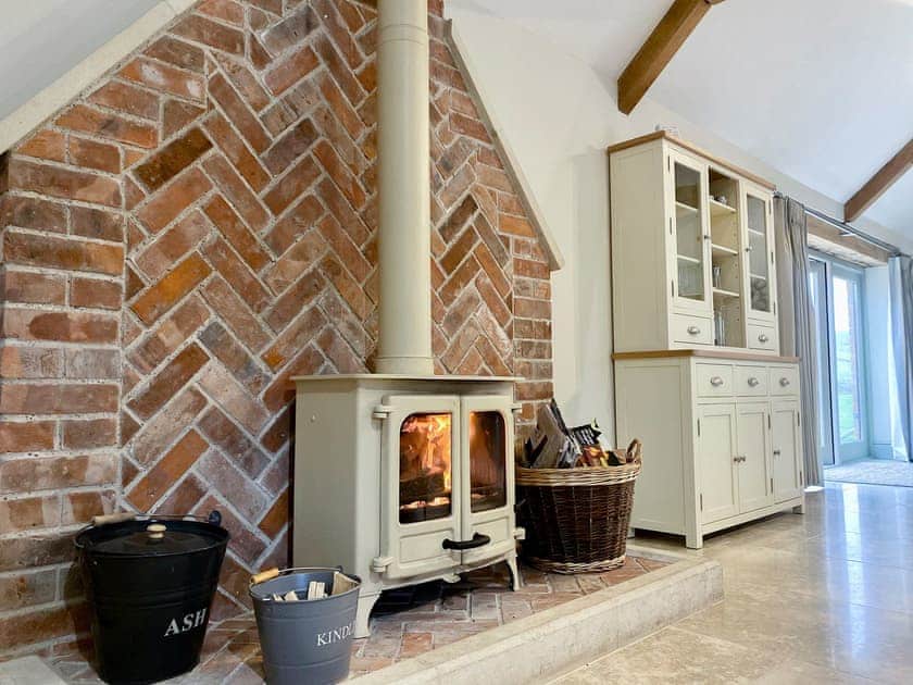 Living room | Budding - Lower Ledge Farm, Doynton, near Bath