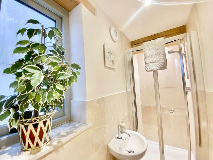 Shower room | Budding - Lower Ledge Farm, Doynton, near Bath