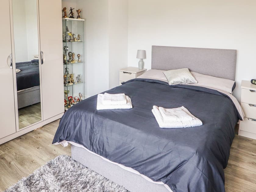 Double bedroom | Sea Breeze, Cowes