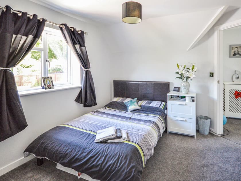 Double bedroom | Sea Breeze, Cowes