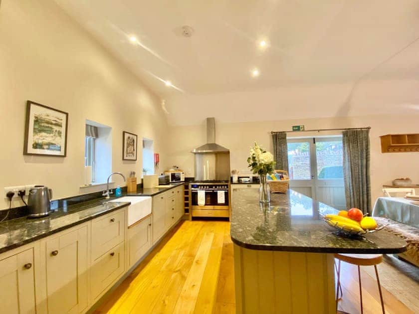 Kitchen | Tull - Lower Ledge Farm, Doynton, near Bath