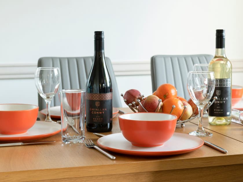 Charming dining area | Dylmor, Benllech 