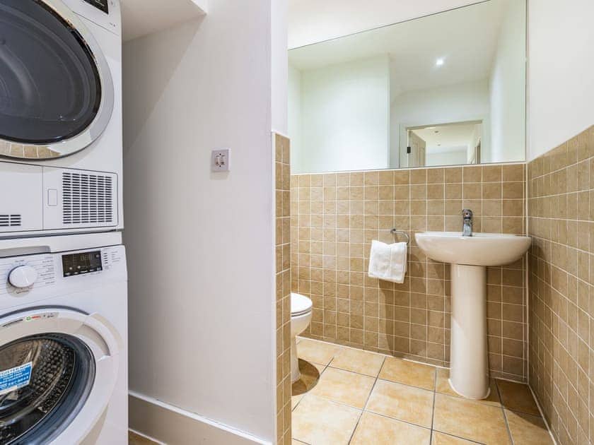 Utility room | Wrens Lake House, South Cerney, Cotswolds near Cirencester