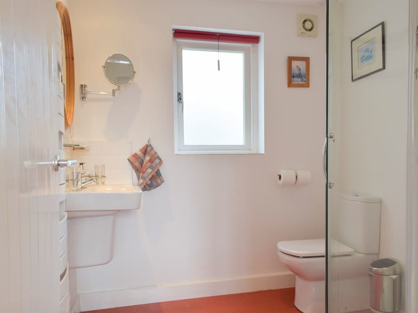 En-suite | Collingwood Cottage, Marloes