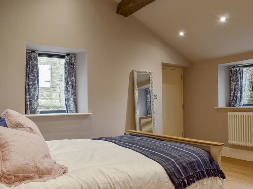 Double bedroom | The Old Shippon at New Ringstones Farm, Rowarth