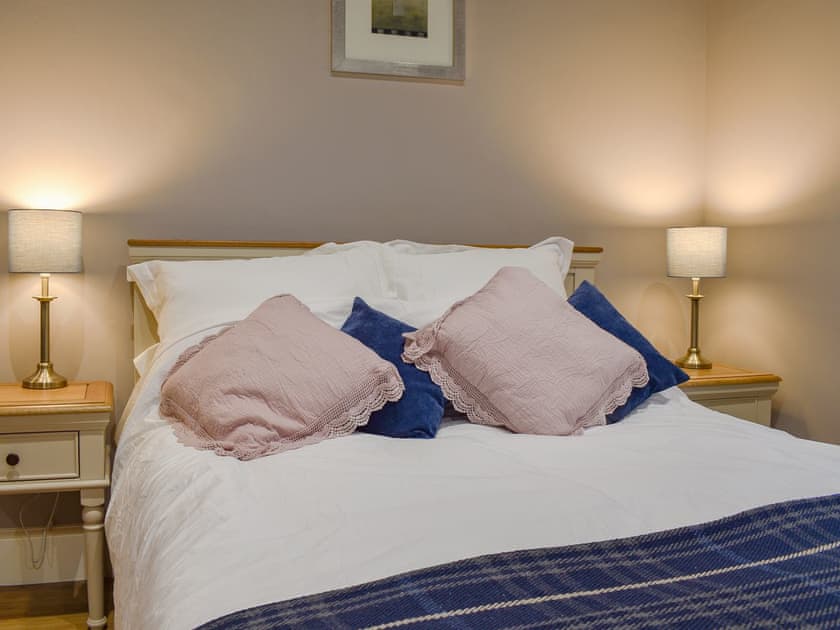 Double bedroom | The Old Shippon at New Ringstones Farm, Rowarth