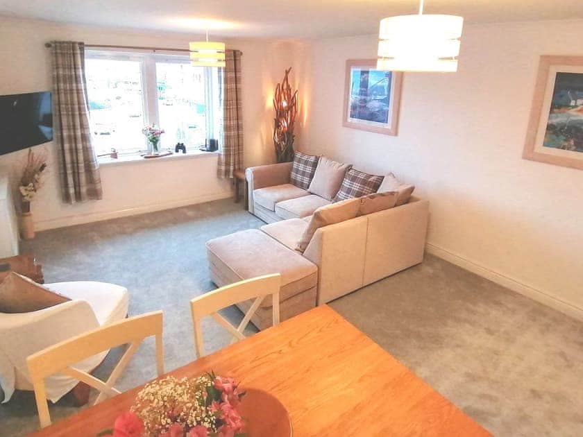 Living room/dining room | Seaside Apartment, Oban