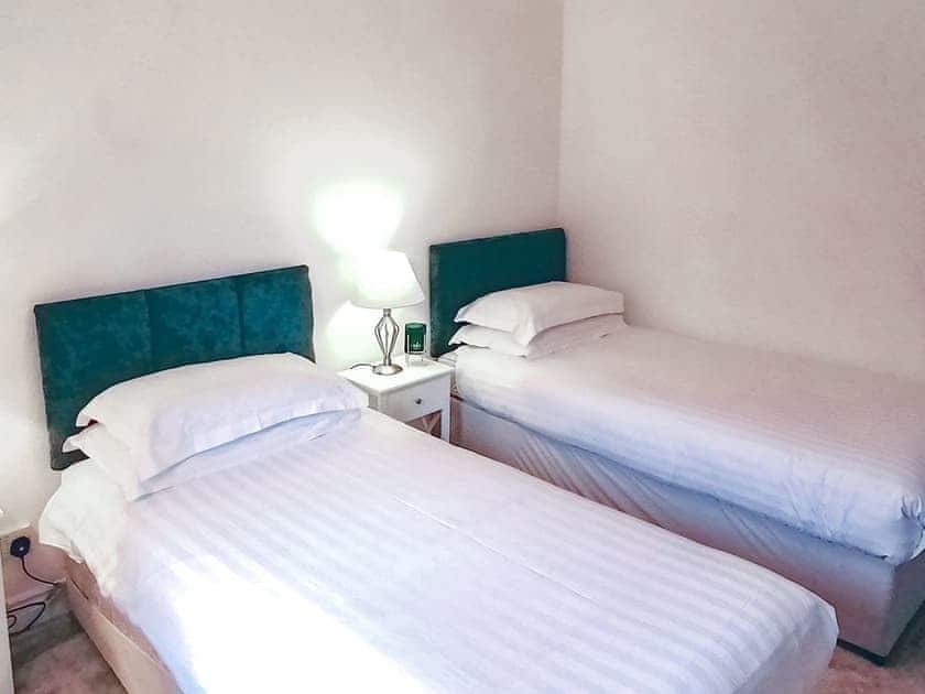 Twin bedroom | Seaside Apartment, Oban