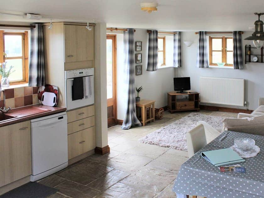 Open plan living space | Dusty’s Stable - Home Farm, Ebrington, near Chipping Campden