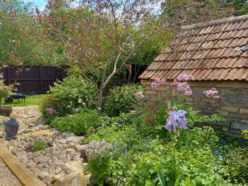 Garden | Pippin - Orchard Cottages, Pilton, near Shepton Mallet