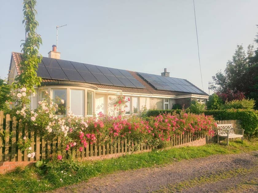 Exterior | Puddingstone Cottage, Gartmore