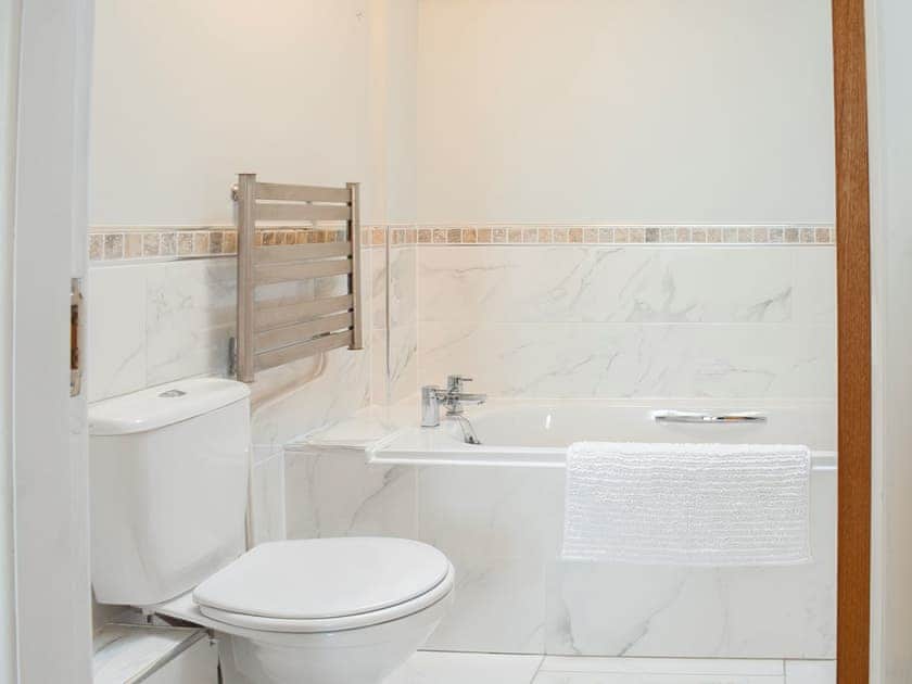 Bathroom | Puddingstone Cottage, Gartmore