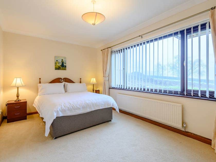 Double bedroom | Orchard Lodge - Orchard Holidays, Woolaston, near Forest of Dean