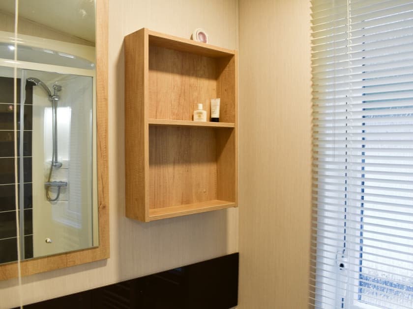 Shower room | The Hollies Lodge, Prenteg, Porthmadog