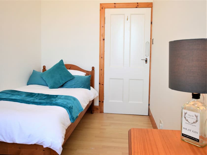 Single bedroom | Janeville, Ardrishaig