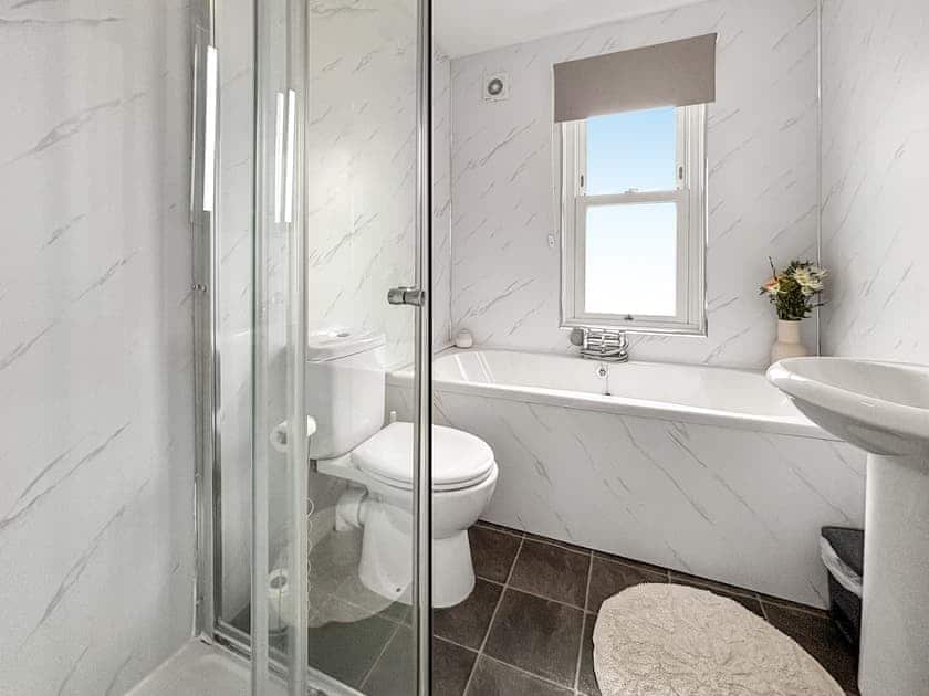 Modern bathroom with separate shower cubicle | Lavender Cottage, Keswick