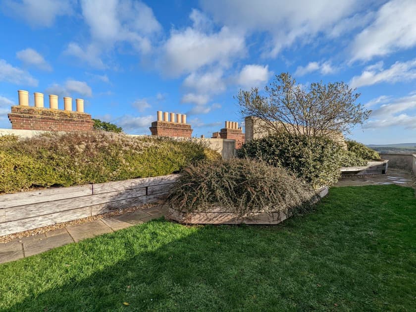 Garden and grounds | The Officers Mess, Freshwater