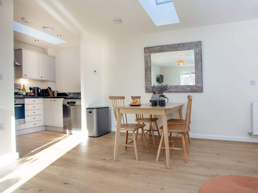 Kitchen/diner | No. 27, Falmouth