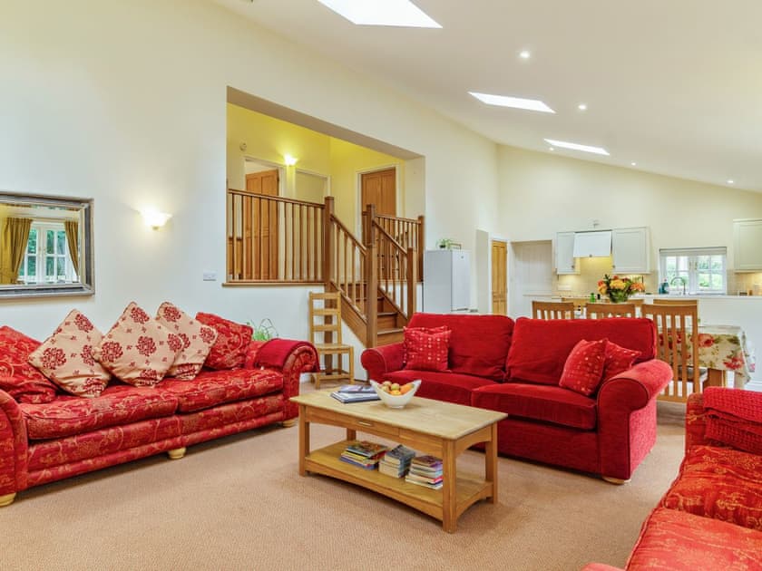 Open plan living space | The Coach House - Stowlangtoft Estate, Bury St. Edmunds