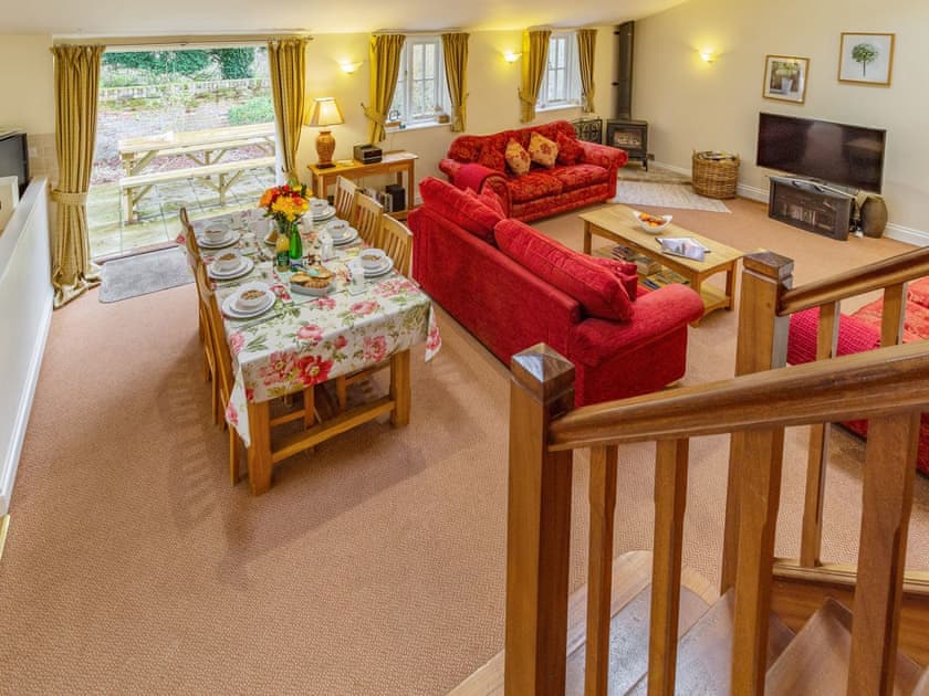 Open plan living space | The Coach House - Stowlangtoft Estate, Bury St. Edmunds