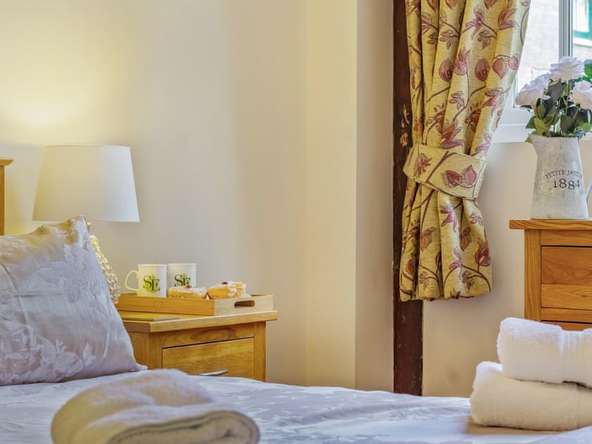 Double bedroom | The Coach House - Stowlangtoft Estate, Bury St. Edmunds