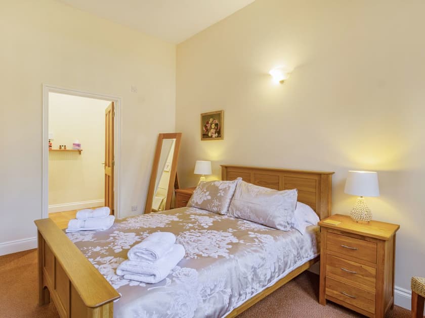 Double bedroom | The Coach House - Stowlangtoft Estate, Bury St. Edmunds