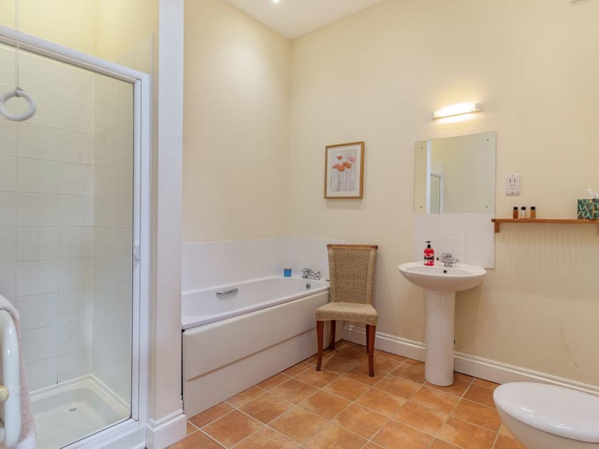 Bathroom | The Coach House - Stowlangtoft Estate, Bury St. Edmunds