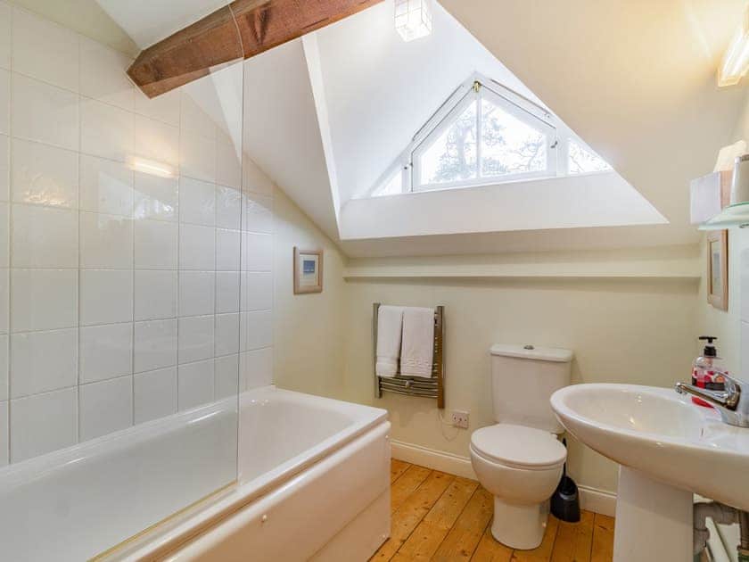 Bathroom | The Amherst House - Stowlangtoft Estate, Bury St. Edmunds