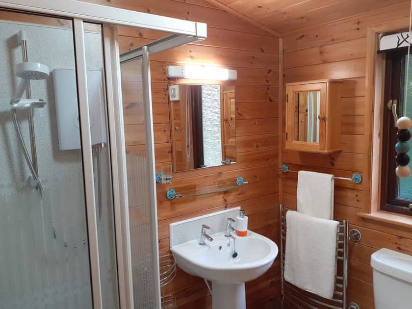 Shower room | Ewe How - Burnside Park - Burnside Park, Keswick