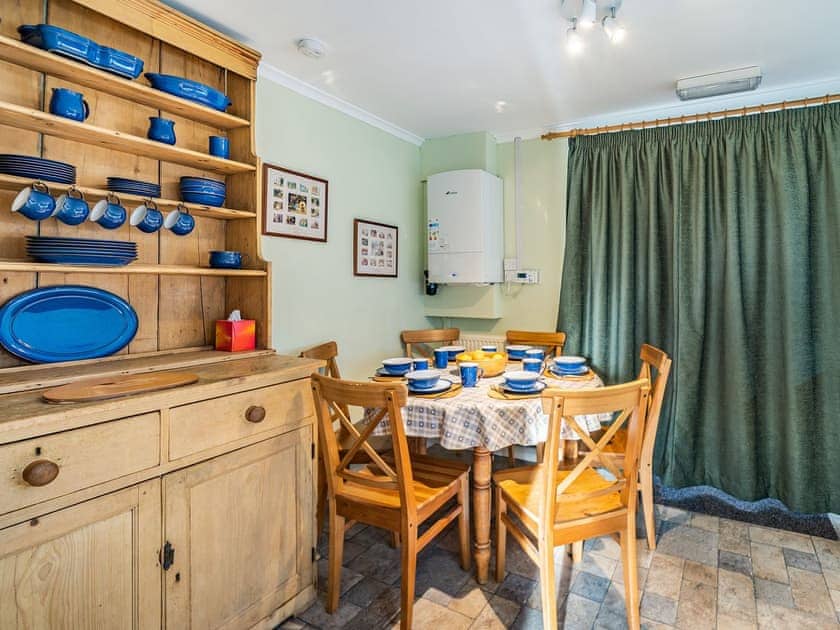 Dining Area | 2 Fairview Terrace, Ambleside