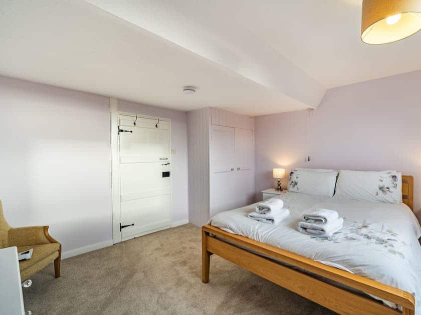 Double bedroom | 2 Fairview Terrace, Ambleside