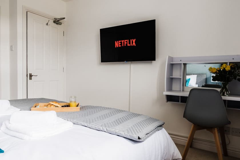 Double bedroom | Seaforth House Apartment, Lhanbryde