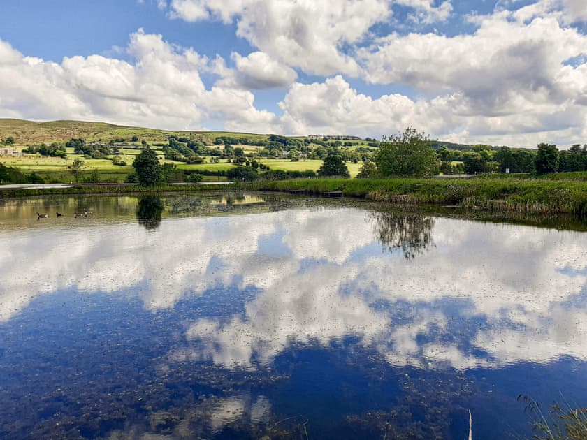 Garden and grounds | Lake View - Pendle View, Barrow, near Clitheroe