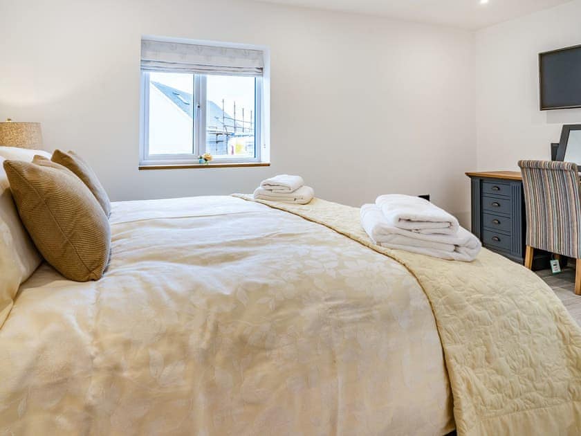 Double bedroom | Bay Tree Cottage - Coastal View Cottages, Ludchurch, near Narberth