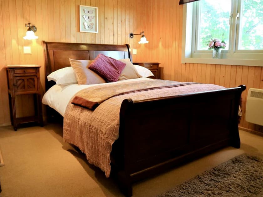 Double bedroom | The Goyle - Lawpit Lodges, Uplowman, near Tiverton