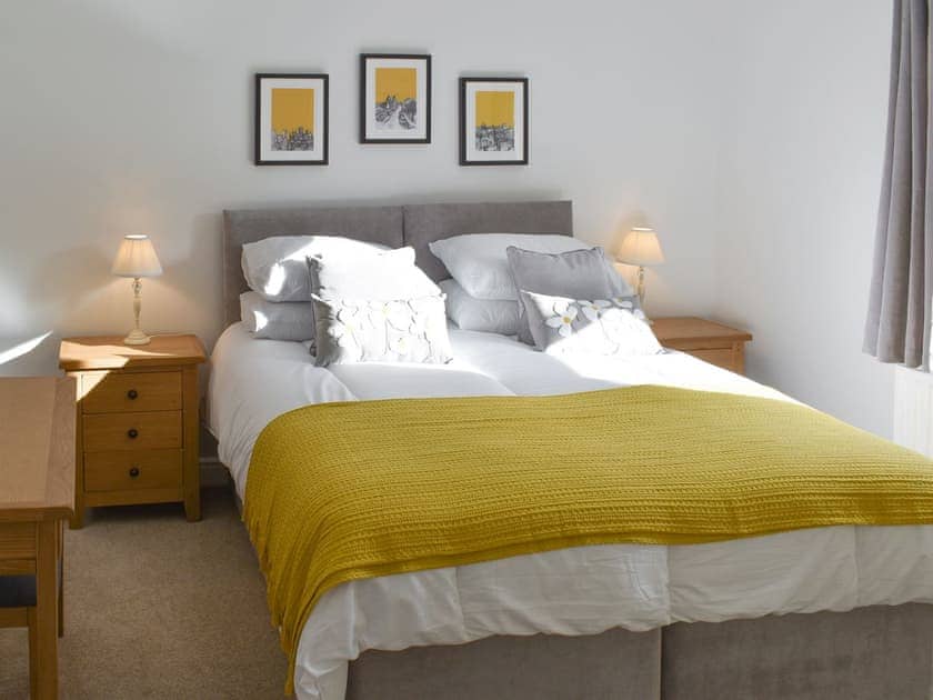 Double bedroom | The Ginnel Mews, Skipton