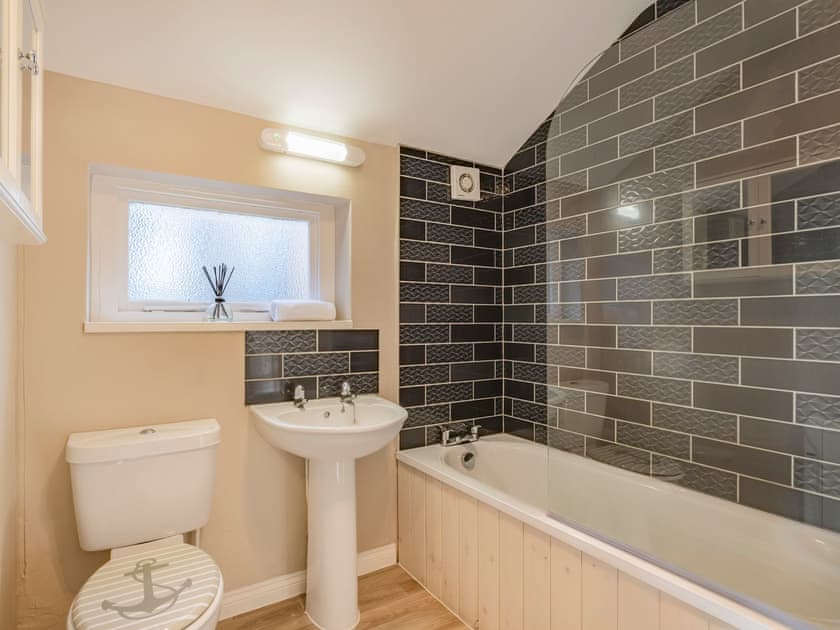 Bathroom | The Nest - Above No. 1 Cromer Apartments, Cromer
